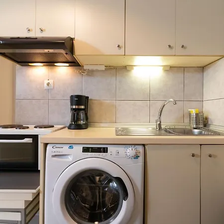 Апартаменти F & B Collection - 2 Bedroom Flat Салоніки
