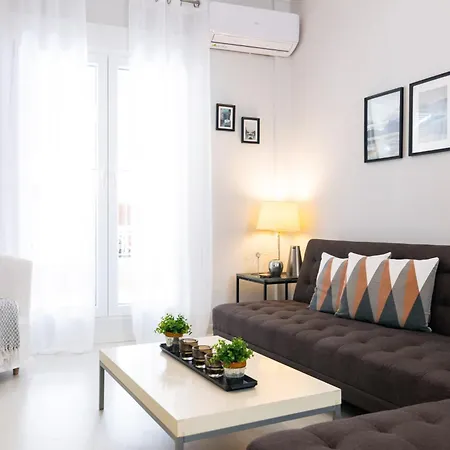 F & B Collection - 2 Bedroom Flat Apartment